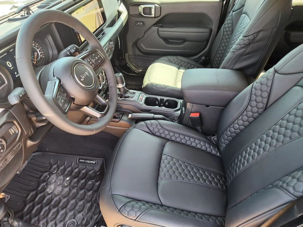 New 2026 Black Clear-Coat Exterior Paint Jeep Sport S image 9