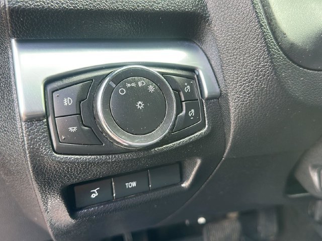 Used 2017 Red Ford Limited image 13