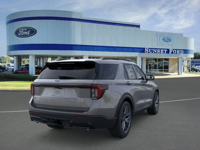 New 2026 Carbonized Gray Metallic Ford ST-Line image 8