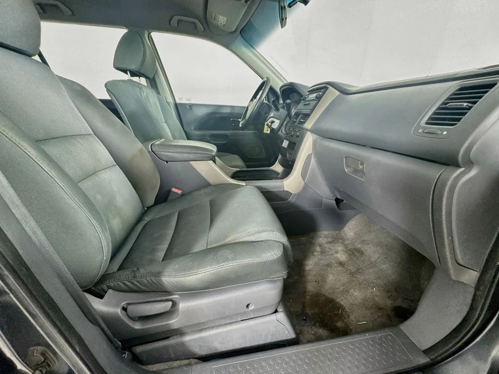 Used 2006 Gray Honda LX image 32