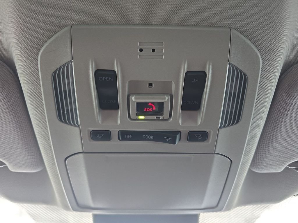 Used 2022 Silver Toyota XLE image 29