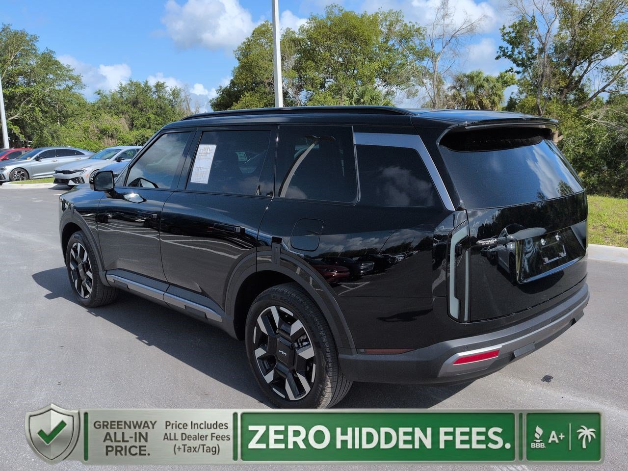 Certified Used 2027 Ebony Black Kia S image 6