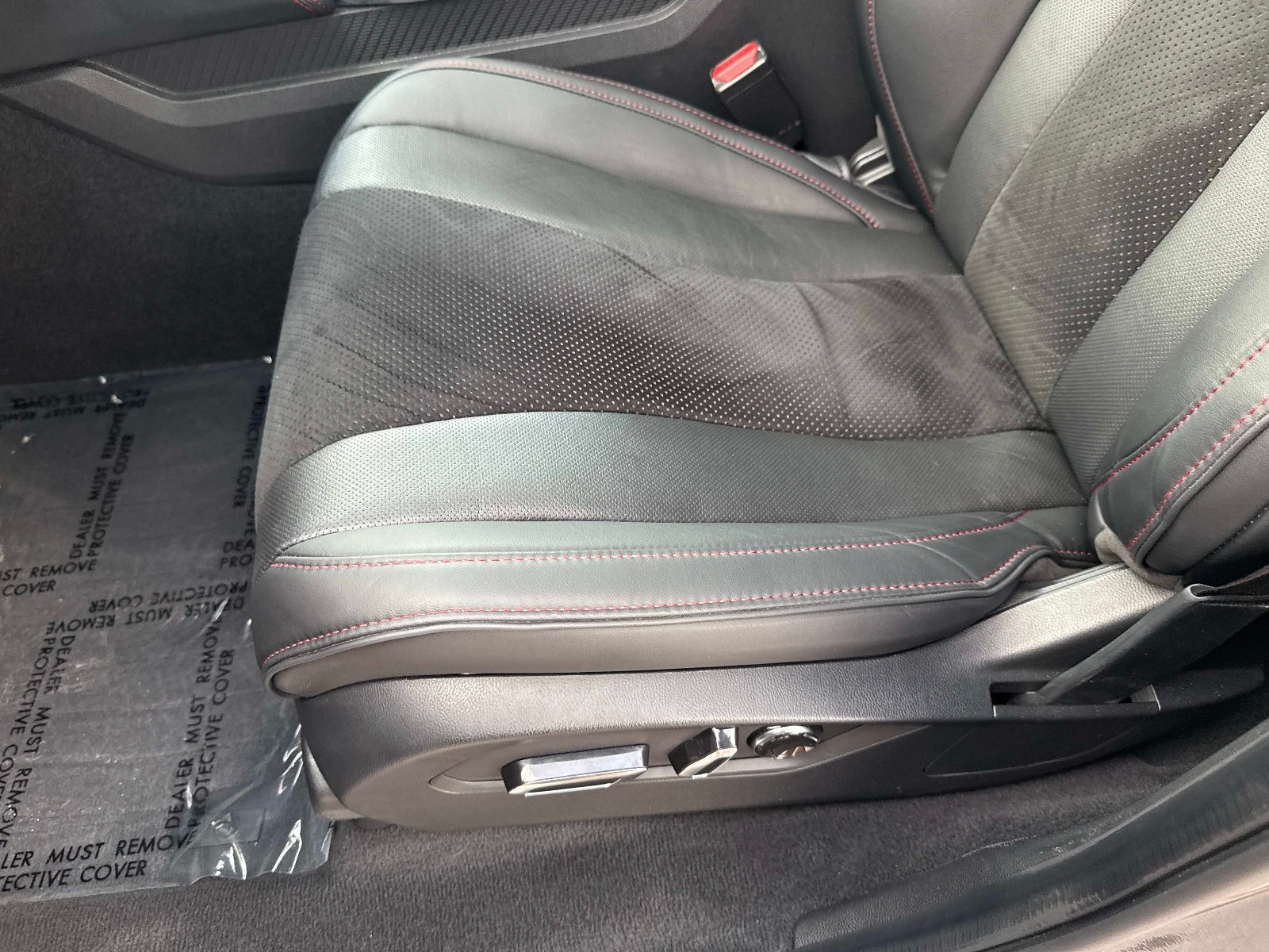 Used 2024 Liquid Carbon Metallic Acura w/A-Spec Package image 17