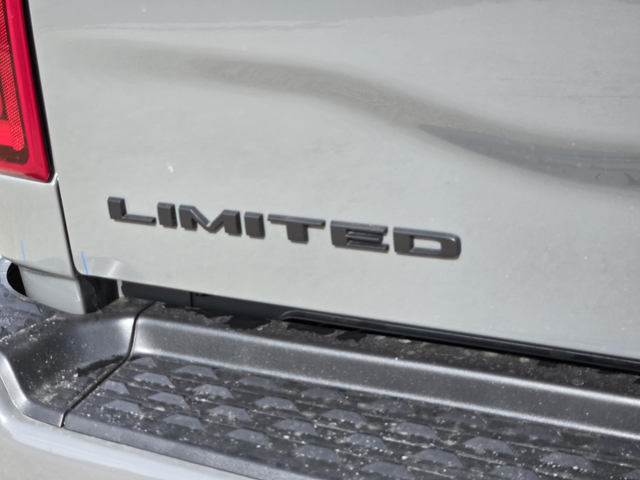New 2026 Ceramic Gray Clear-Coat Exterior Paint RAM Limited image 22