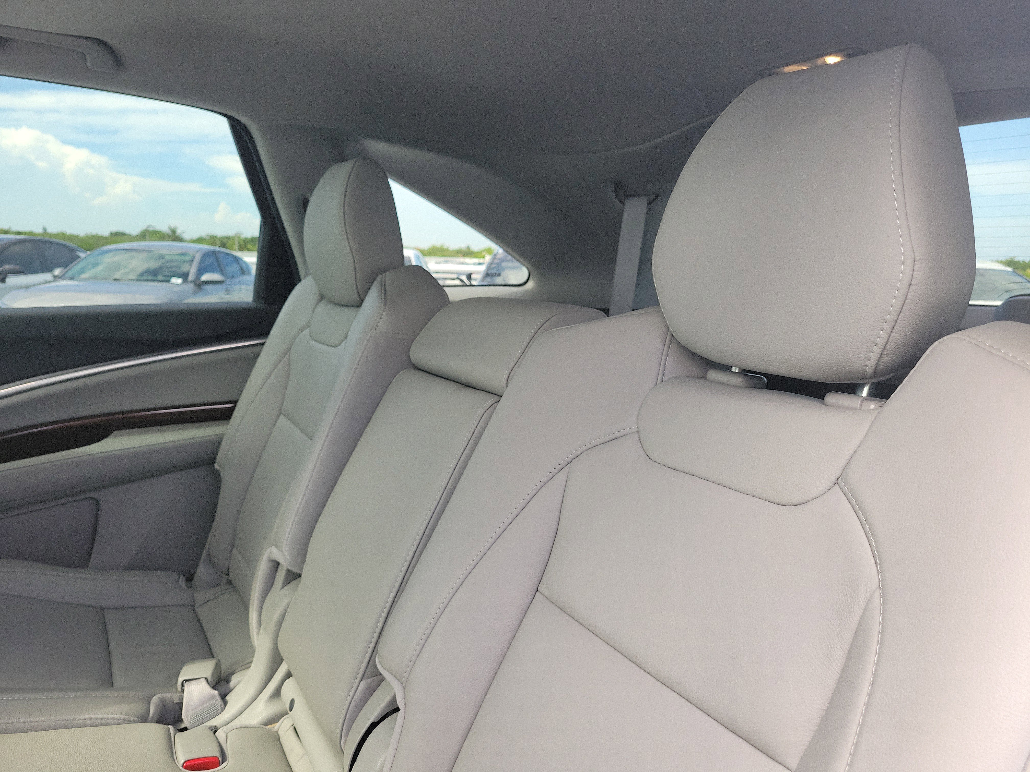 Used 2020 Silver Acura 3.5L image 12