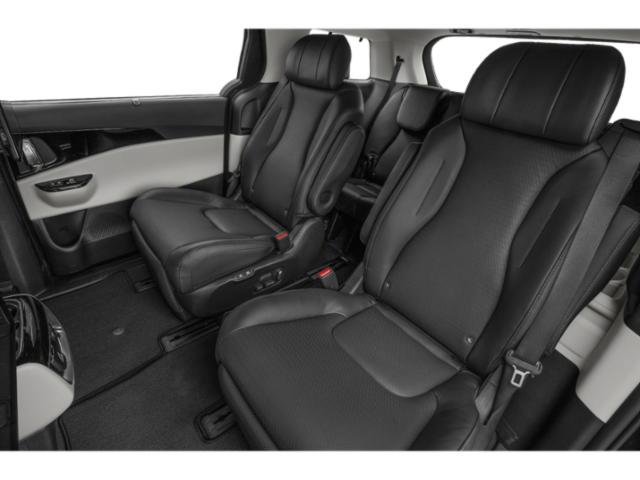 Used 2024 Snow White Pearl Kia SX Prestige image 16