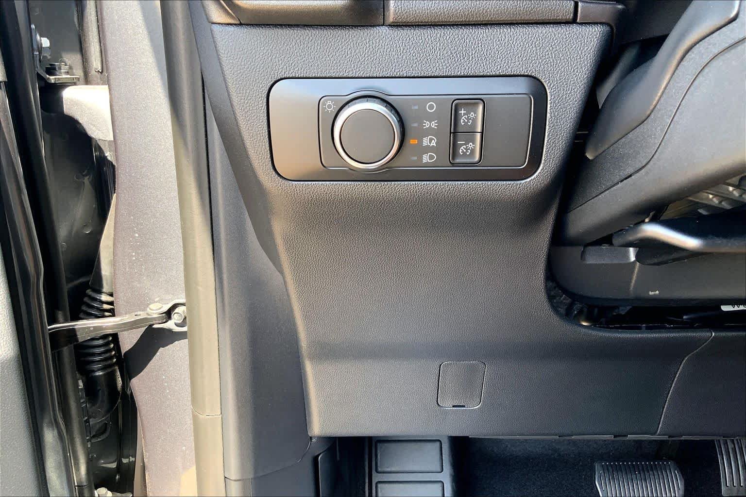 New 2026 Carbonized Gray Metallic Ford Big Bend® image 20