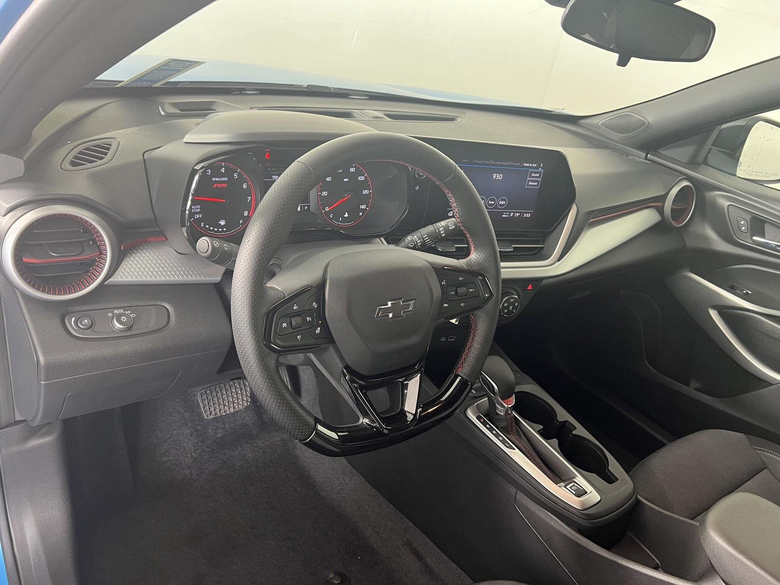 Used 2025 Marina Blue Metallic Chevrolet 1RS image 3