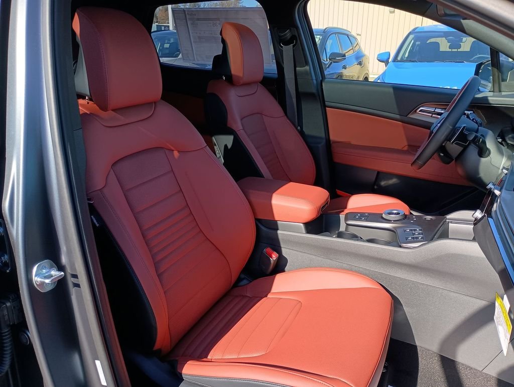 New 2026 Shadow Matte Gray Kia SX Prestige image 31