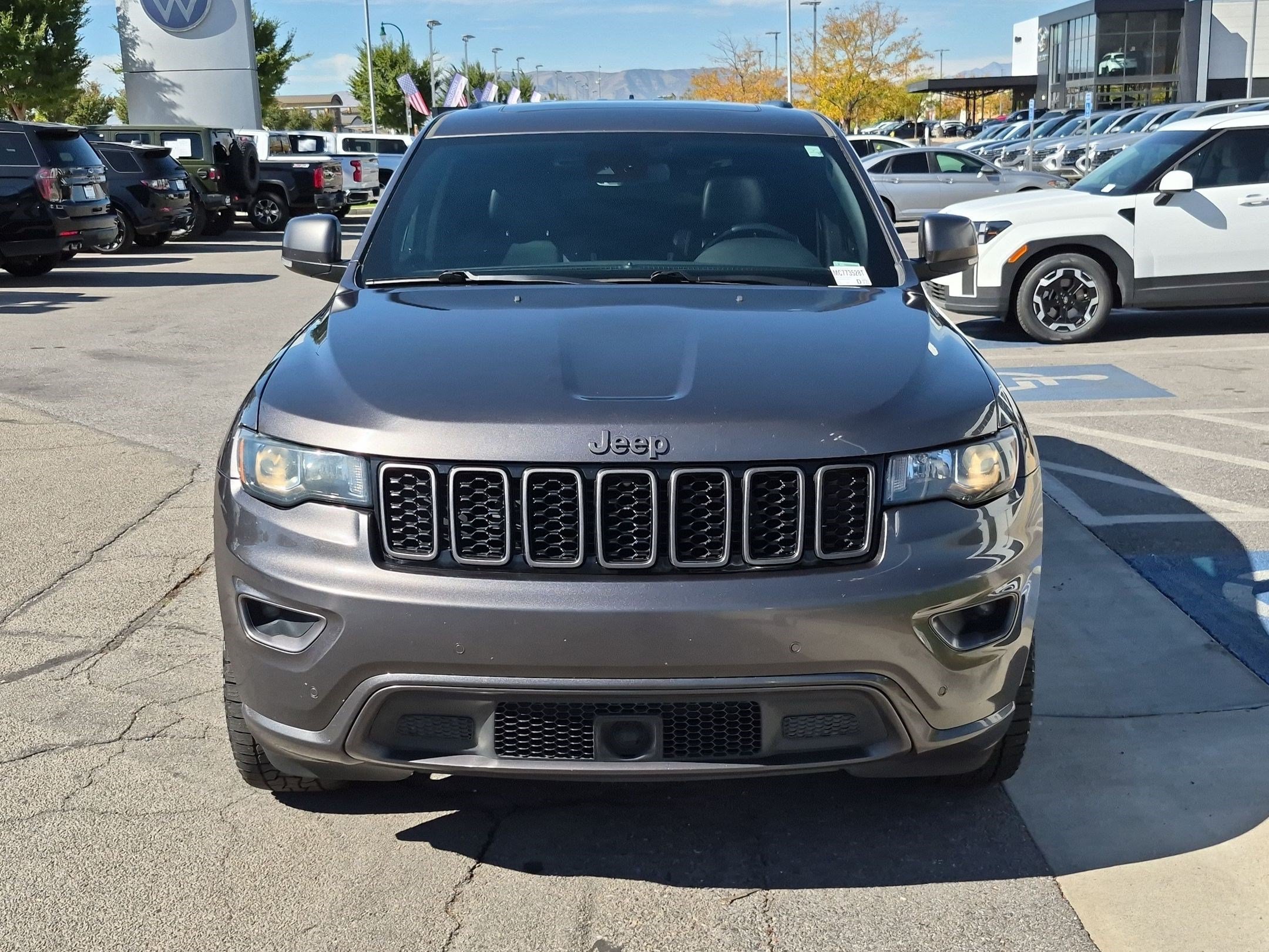 Used 2021 Granite Crystal Metallic Clearcoat Jeep 80th Anniversary image 8