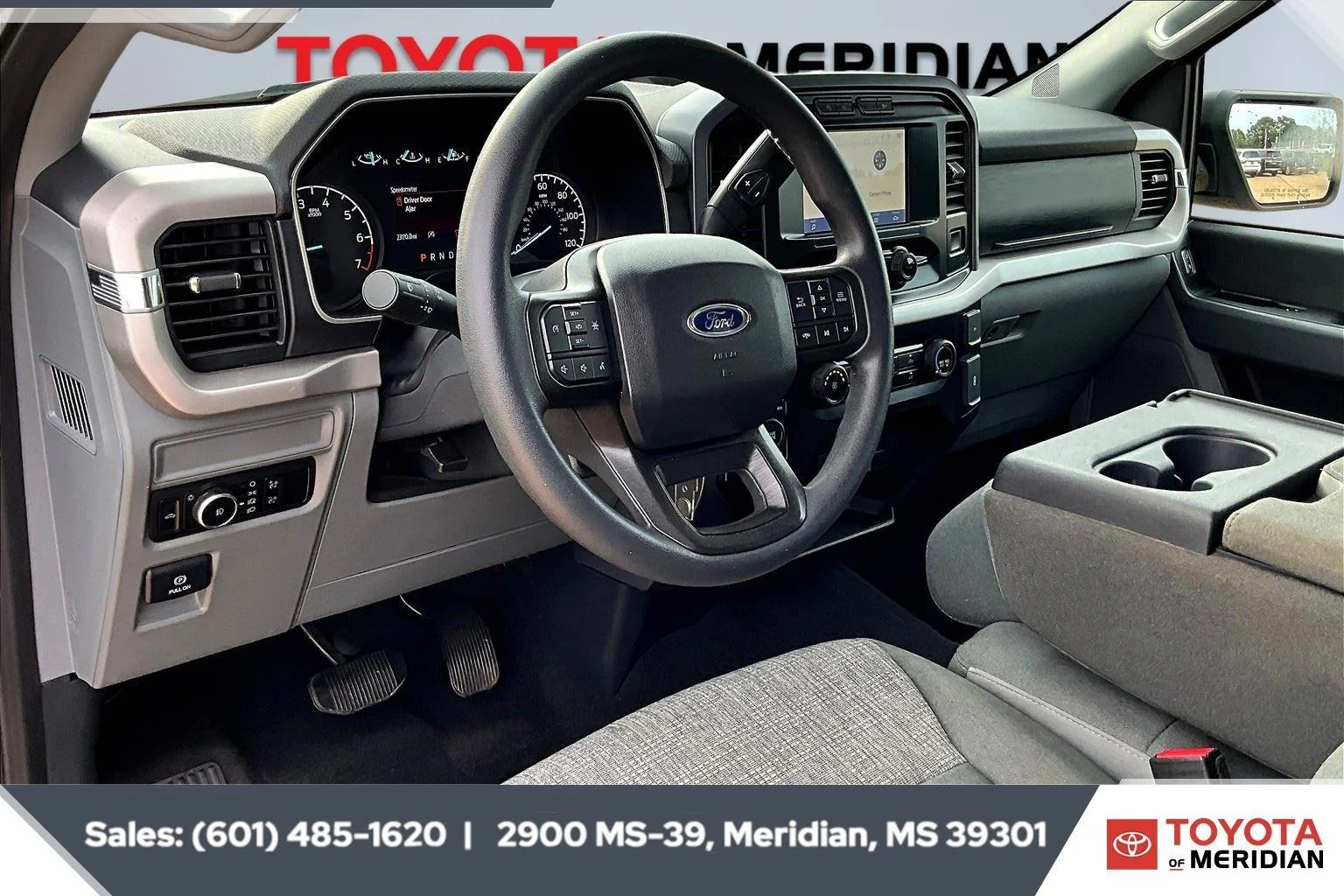 Used 2023 Iconic Silver Ford XLT image 12