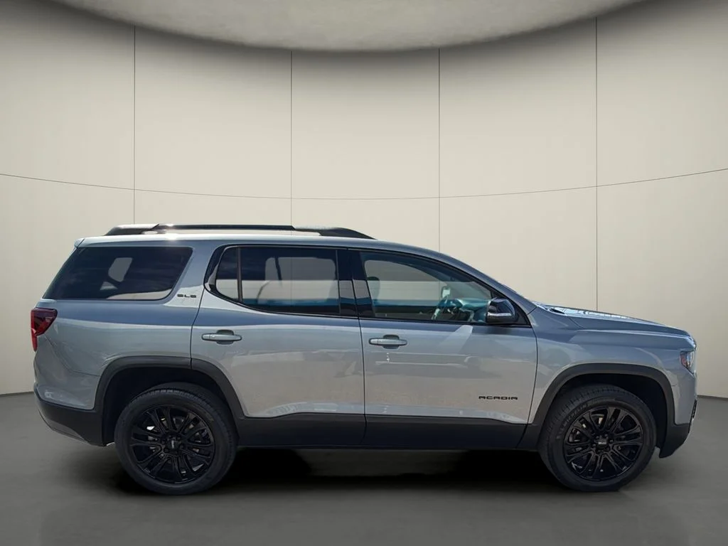 Used 2023 Silver GMC SLE image 8