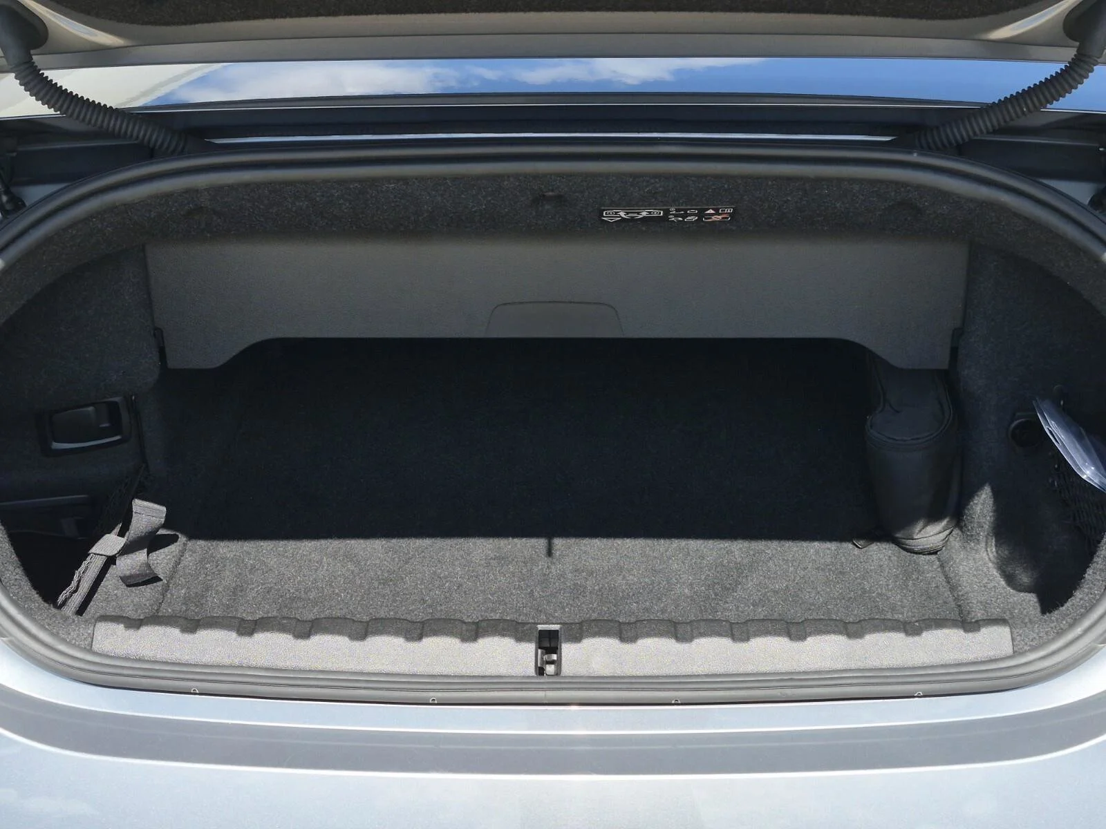 Used 2022 Skyscraper Grey Metallic BMW Competition xDrive image 8