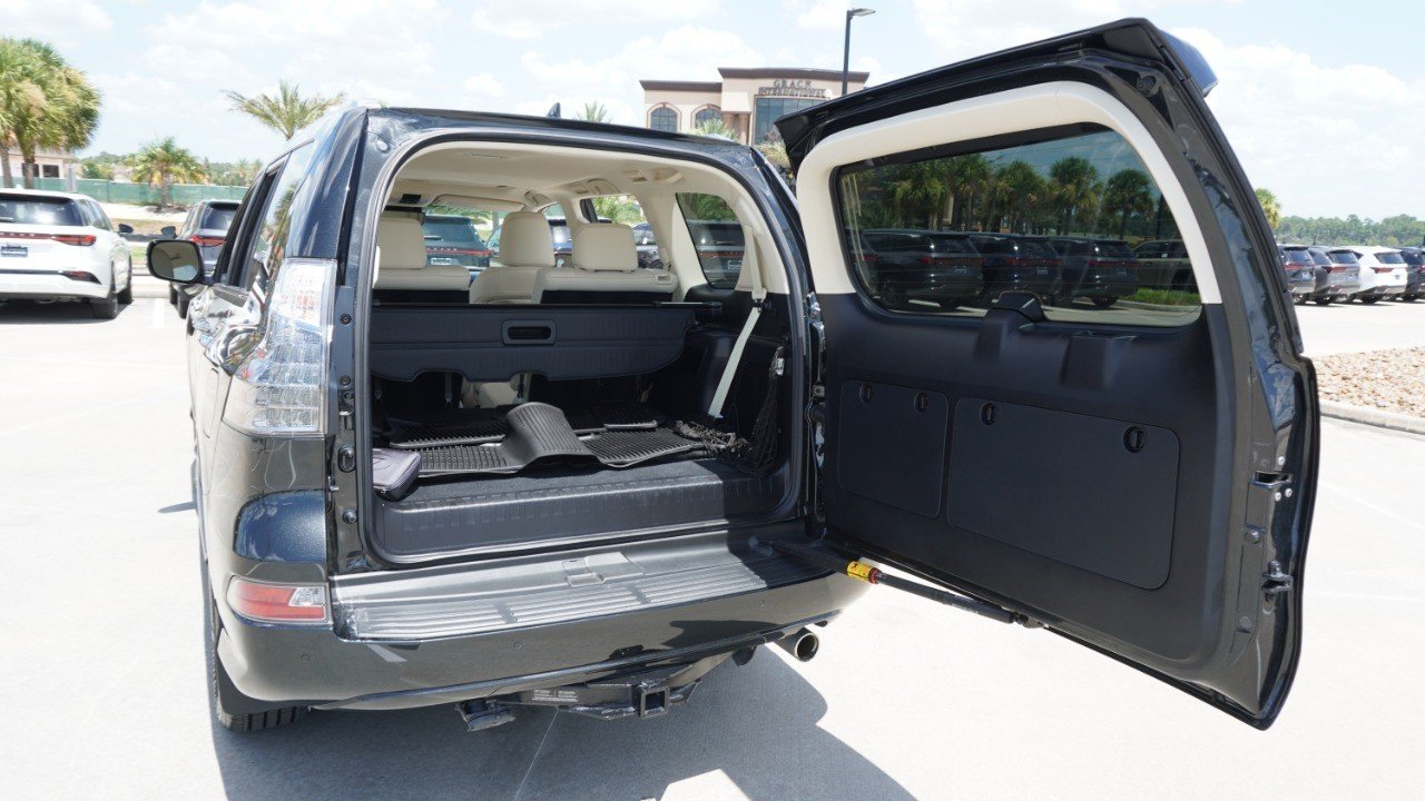 Certified Used 2023 CAVIAR Lexus GX 460 Premium image 39