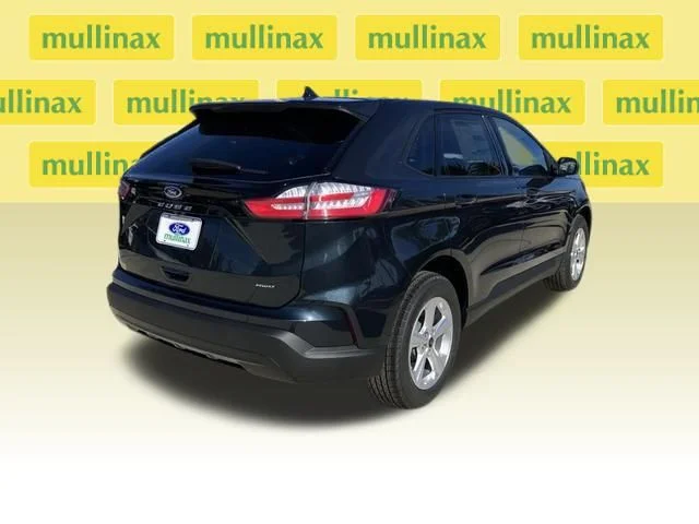 New 2024 Blue Ford SE image 16