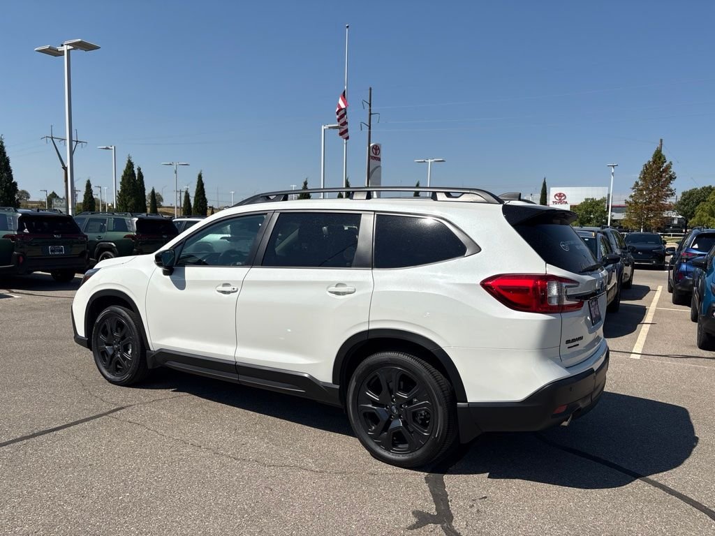 Used 2026 White Subaru Onyx Edition Touring image 6