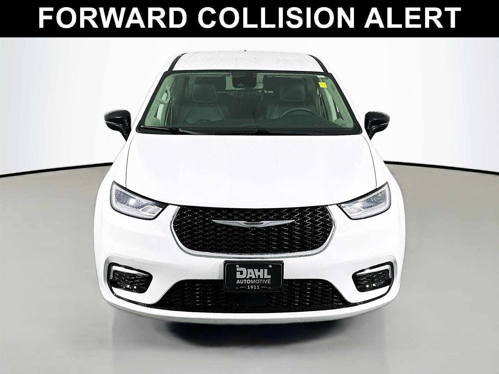 Used 2024 Chrysler Pacifica PHEV Select with VIN 2C4RC1S76RR181235 for sale in Winona, Minnesota