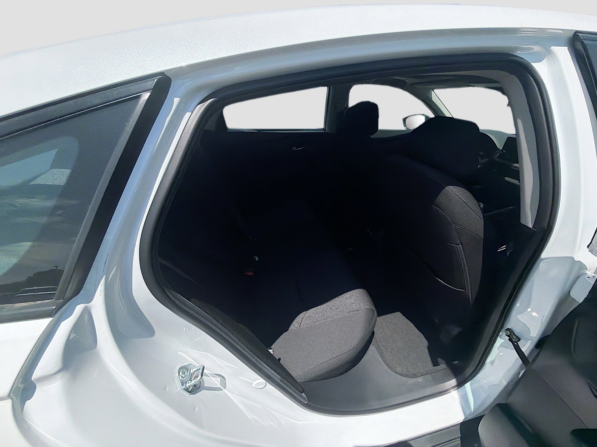 New 2026 Platinum White Pearl Honda SE image 22