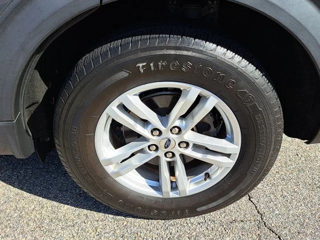 Used 2021 Gray Ford XLT image 34
