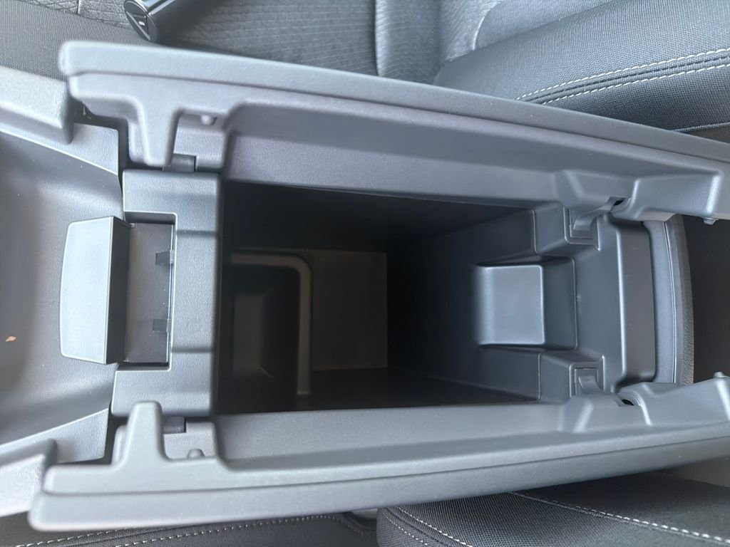 New 2026 Nissan Rogue SV 4D Sport Utility