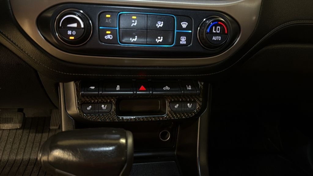 Used 2018 Black GMC Denali image 20
