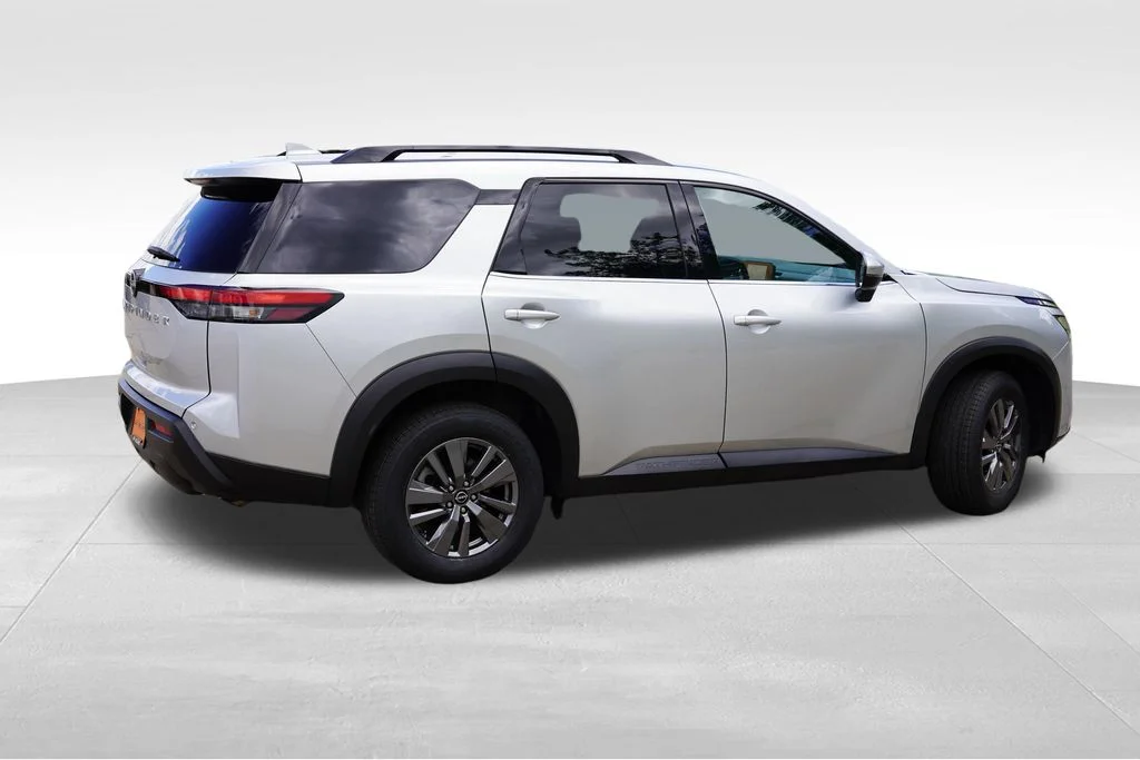 Used 2025 Brilliant Silver Metallic Nissan SV image 4