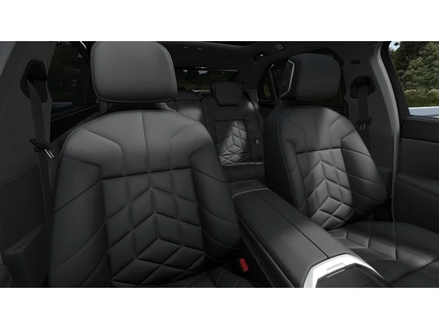 New 2027 Black Sapphire Metallic BMW 60 xDrive image 11