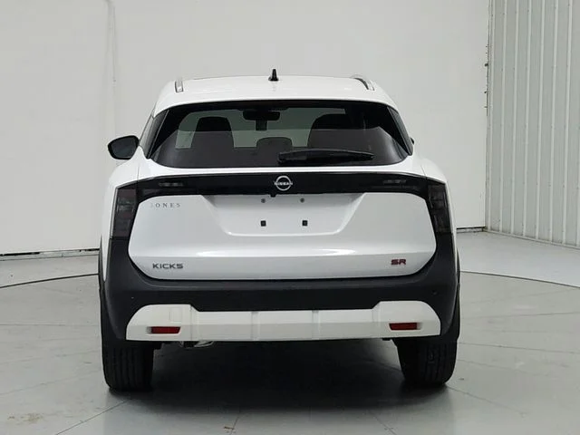New 2026 White Nissan SR image 6