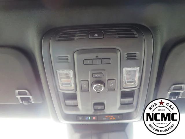 Used 2023 White Cadillac Premium Luxury image 23