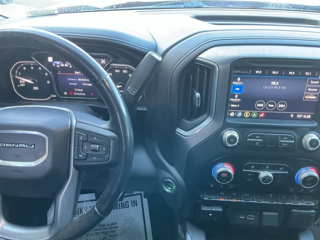 Used 2019 RED QUARTZ TINTCOAT GMC Denali image 17