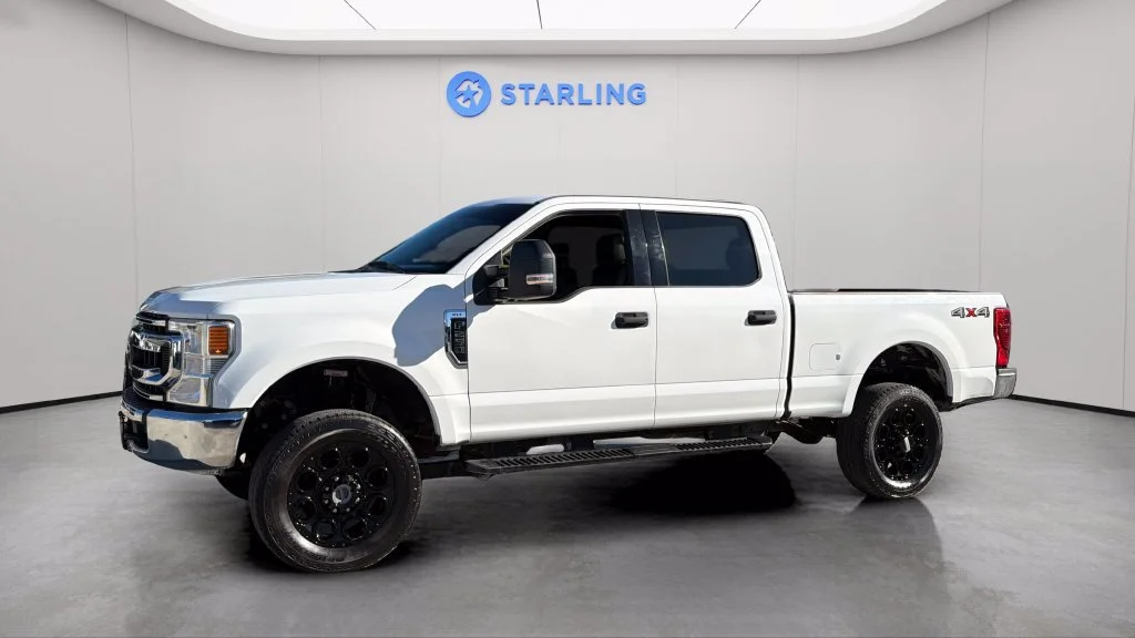 Used 2020 White Ford XLT image 3