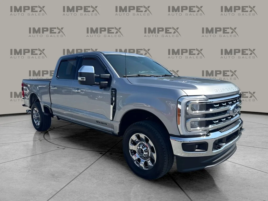 Used 2023 Silver Ford Lariat image 7