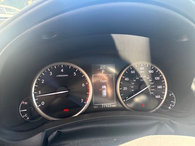 Used 2017 Silver Lexus 200t image 10