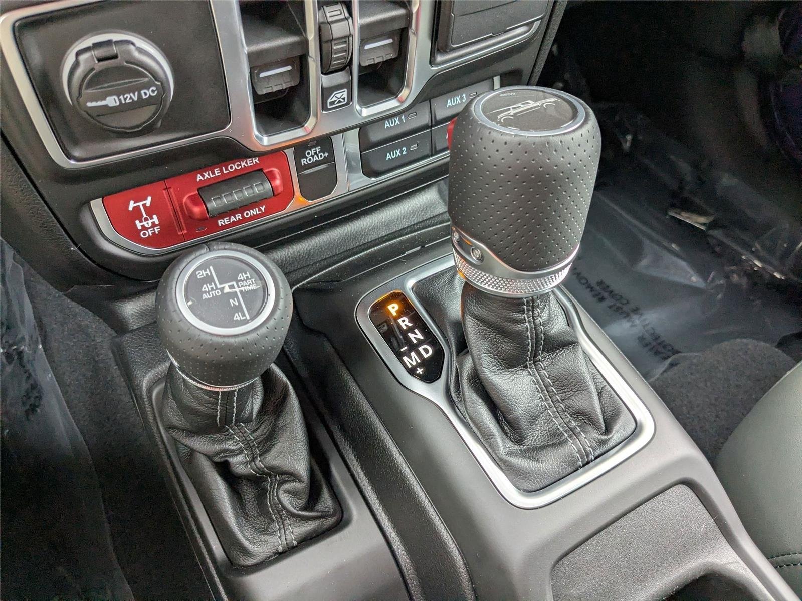 New 2026 Reign Exterior Paint Jeep Mojave X image 22