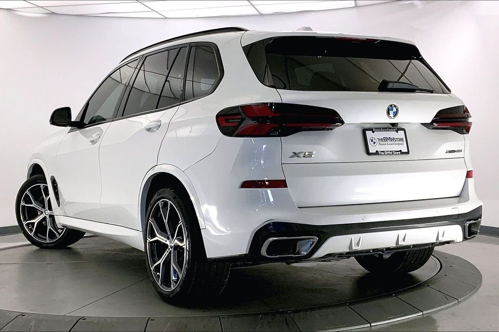 Used 2024 Mineral White Metallic BMW  image 10