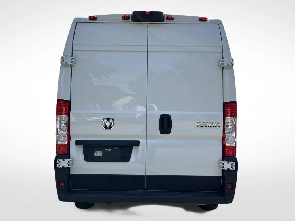 Used 2025 White Ram High Roof image 4