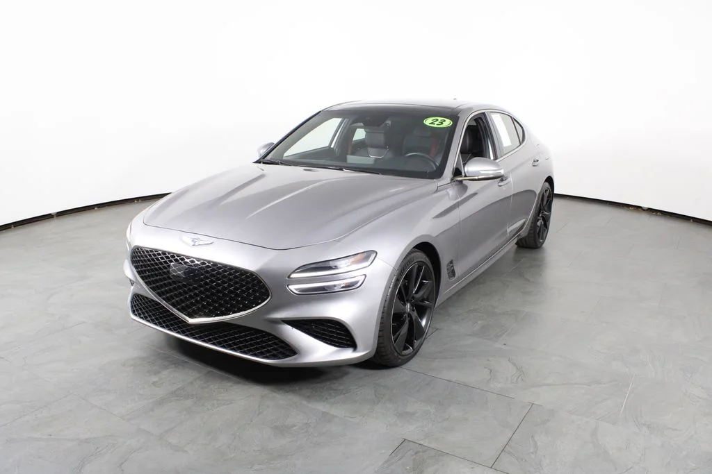 2023 Genesis G70 2.0T Standard's photo