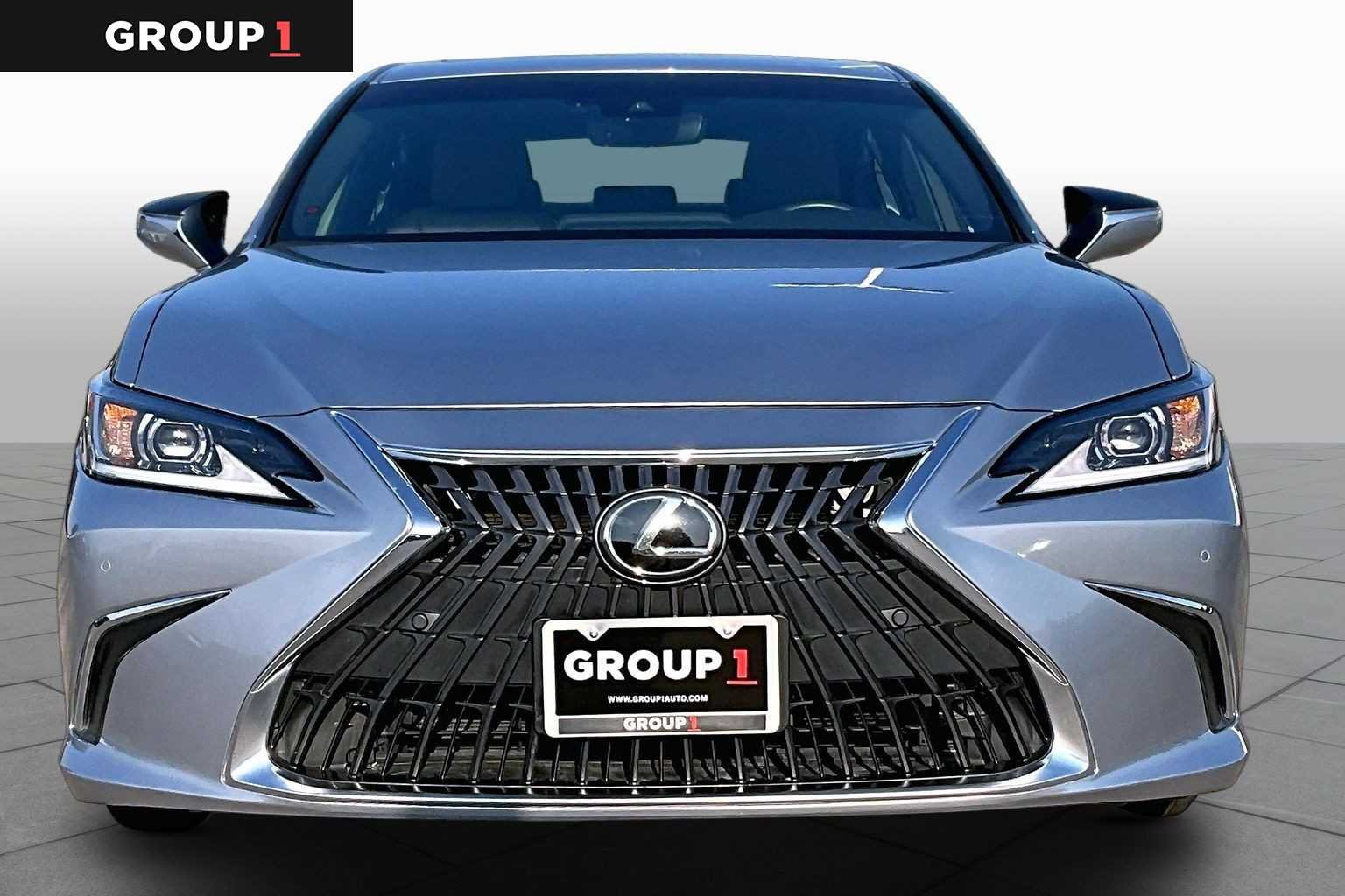 Used 2025 Iridium Lexus  image 4