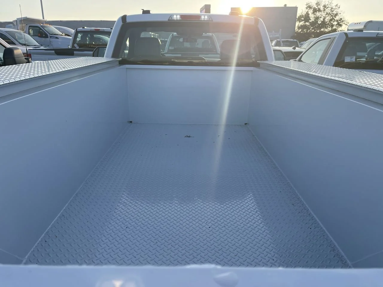 New 2026 Oxford White Ford XL image 26