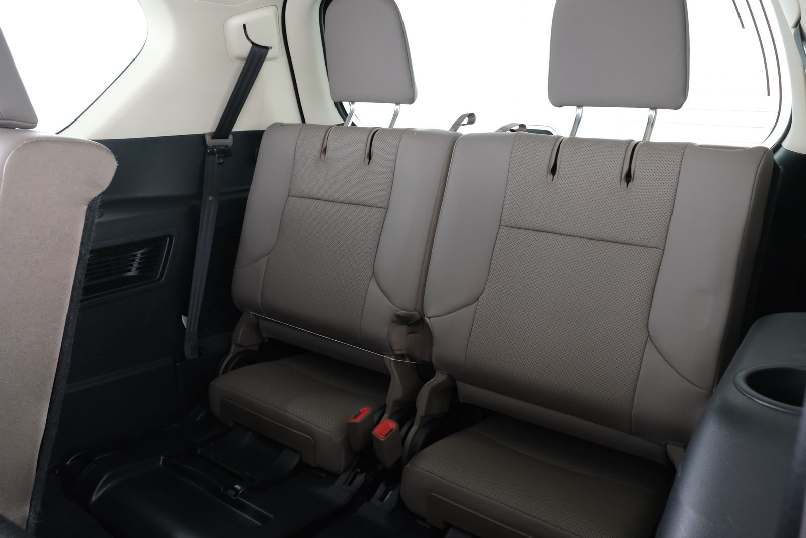 Used 2023 Caviar Lexus 460 image 36