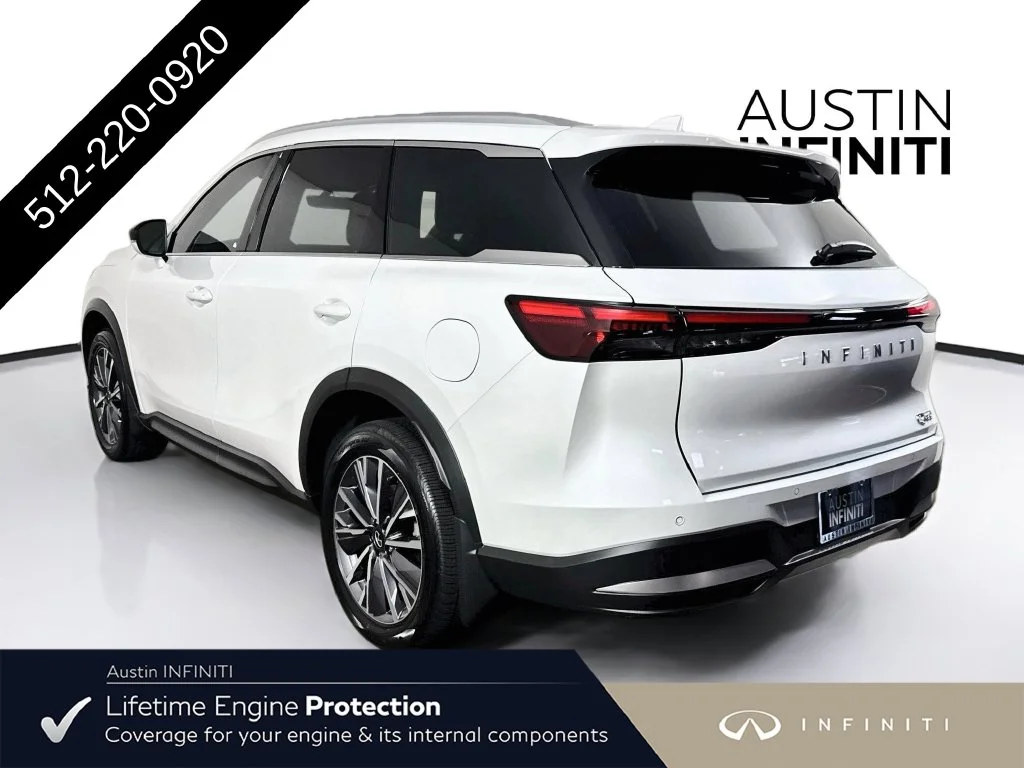 New 2027 White INFINITI LUXE image 6