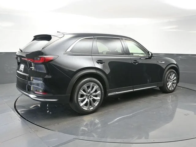Used 2025 Black Mazda 3.3 Turbo Premium Plus image 7
