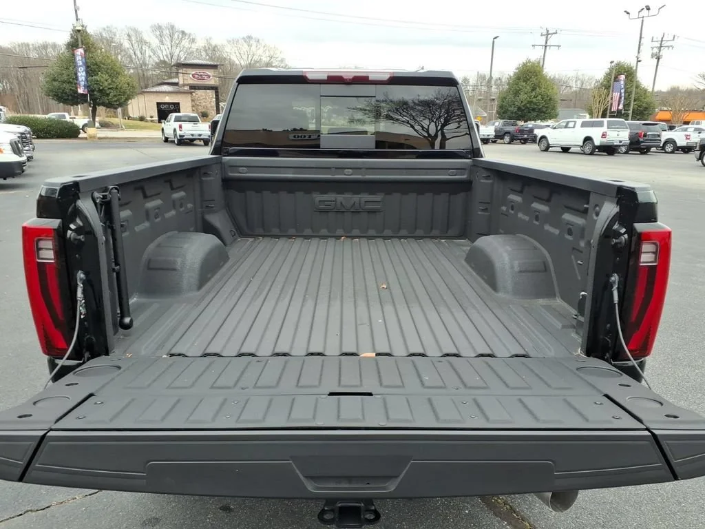 2025 GMC Sierra 2500HD SLT - Photo 21