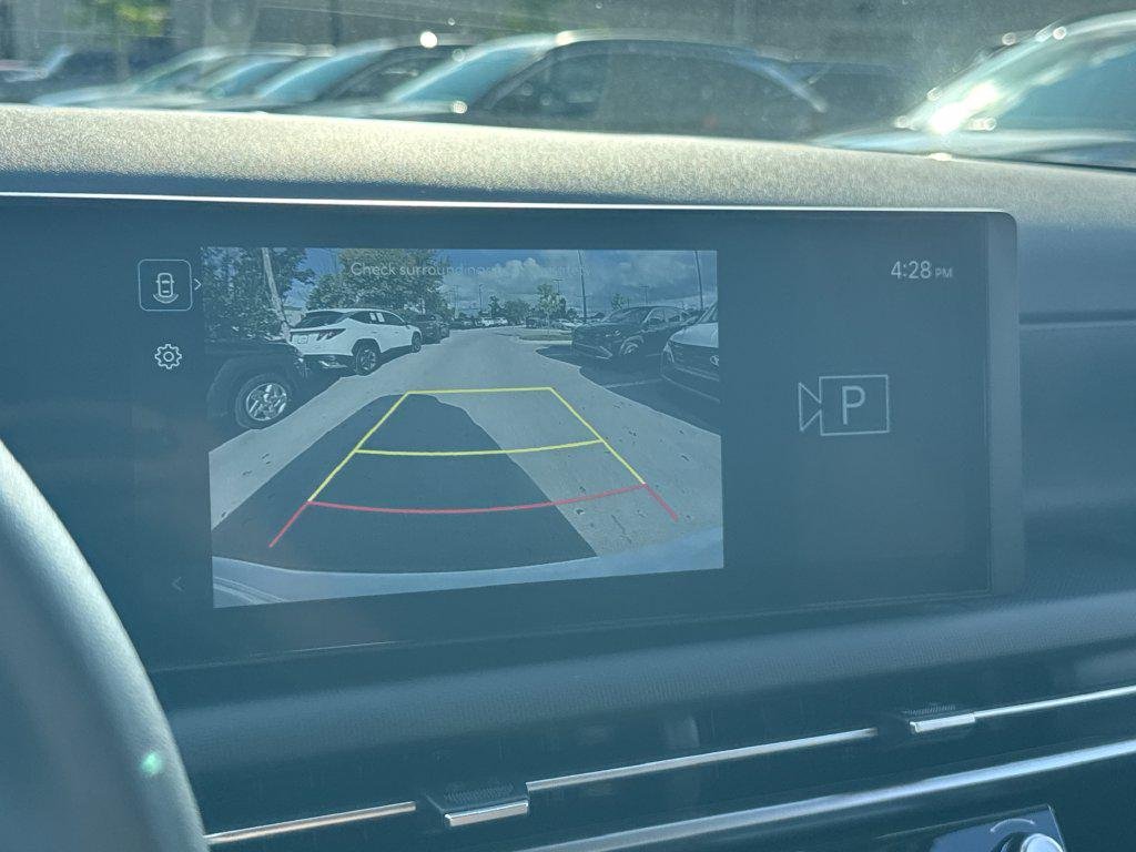New 2026 White Hyundai SEL Plus AWD image 20