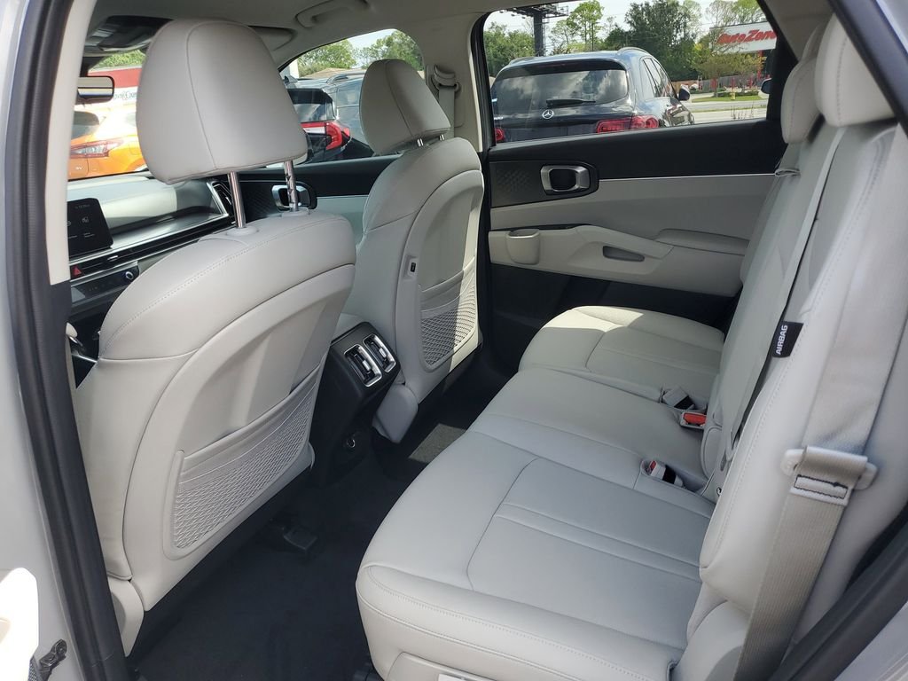New 2026 Gray Kia S image 24
