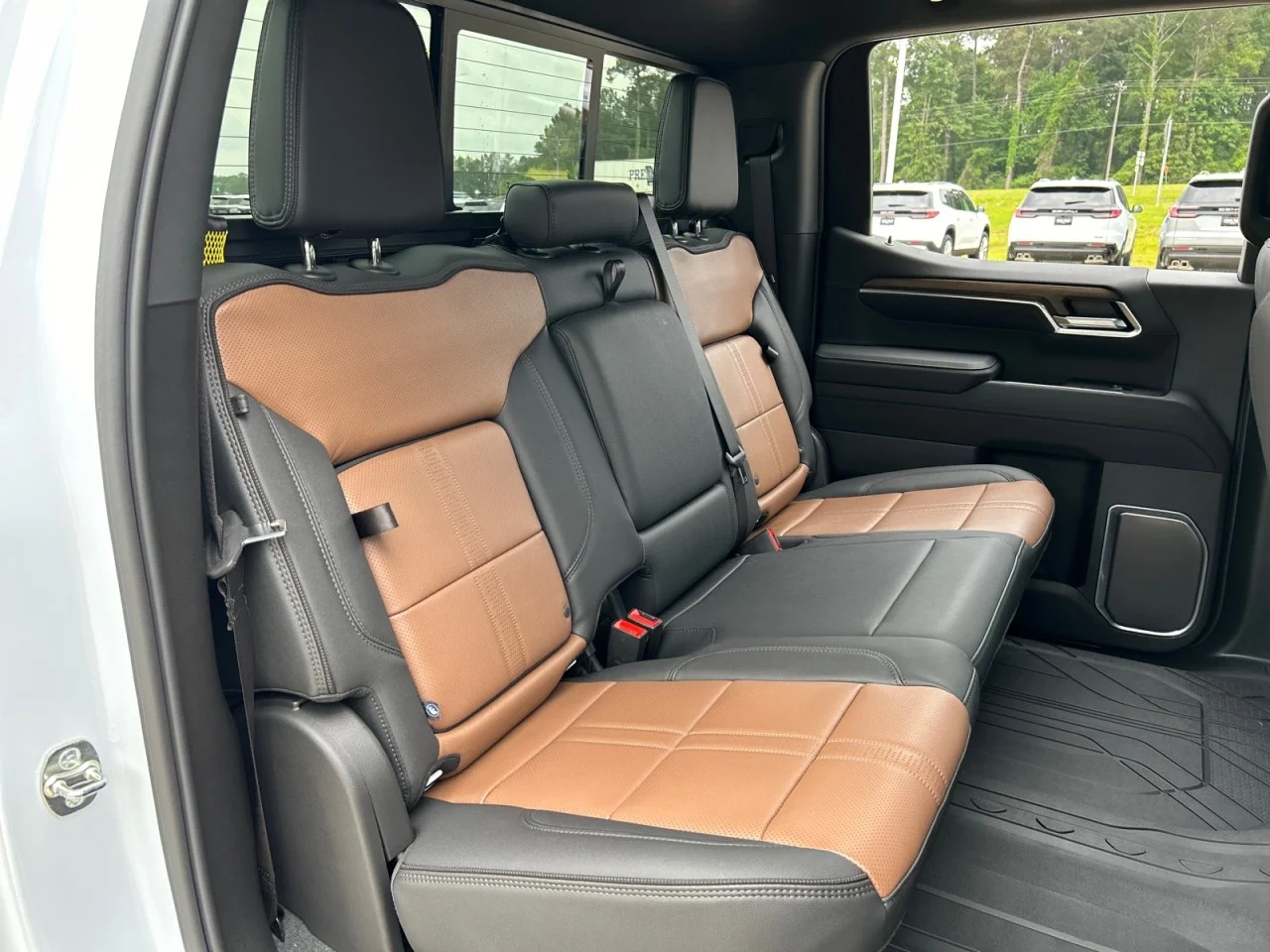 2026 Chevrolet Silverado 1500 High Country - Photo 19