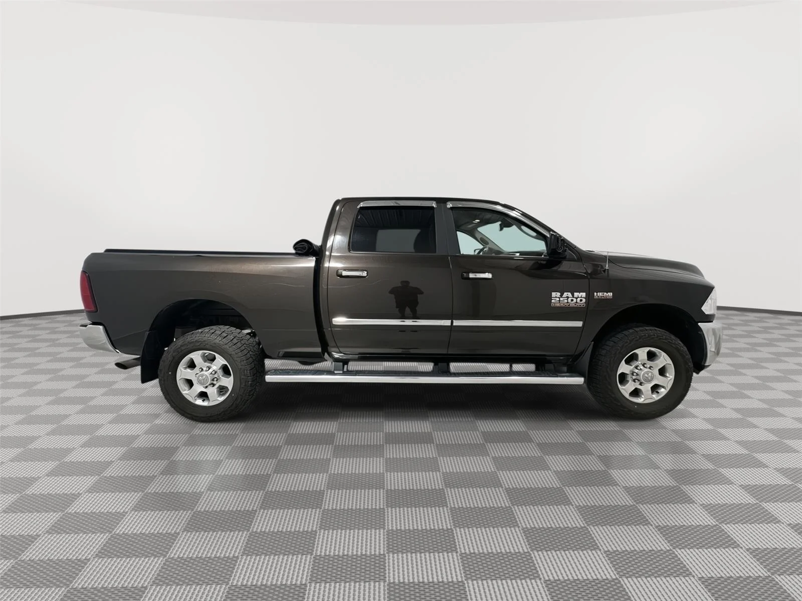 Used 2016 Luxury Brown Pearlcoat Ram Big Horn image 6