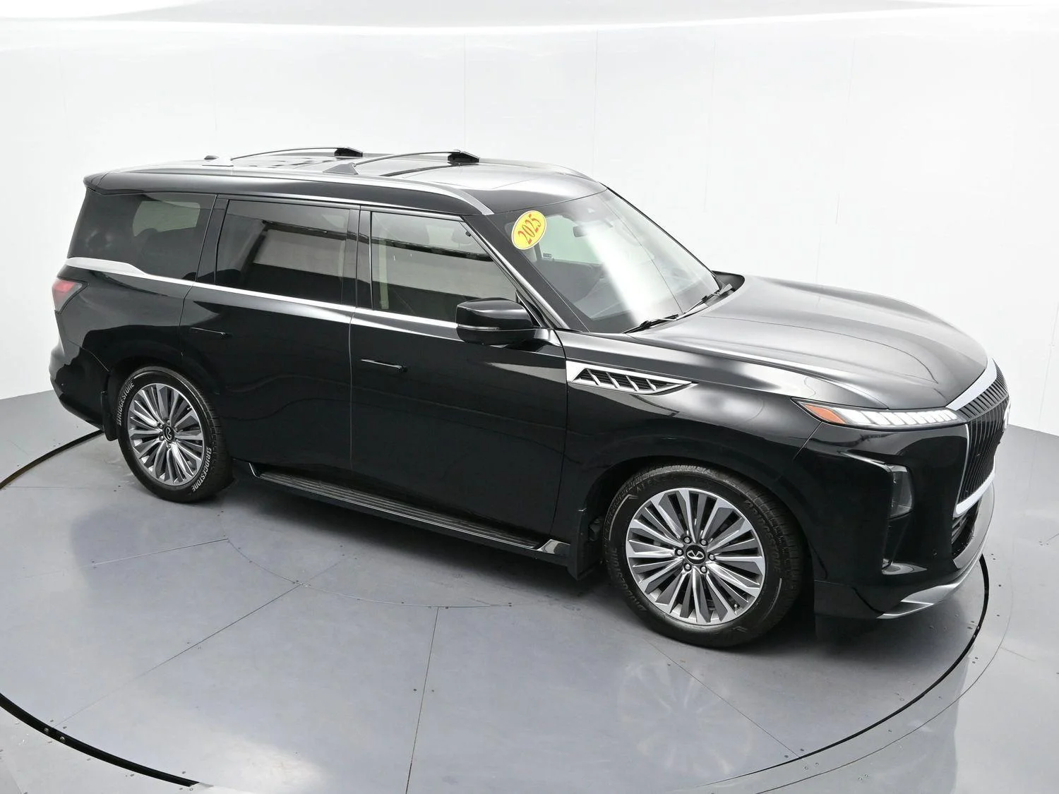 Used 2025 Black Obsidian INFINITI LUXE image 38