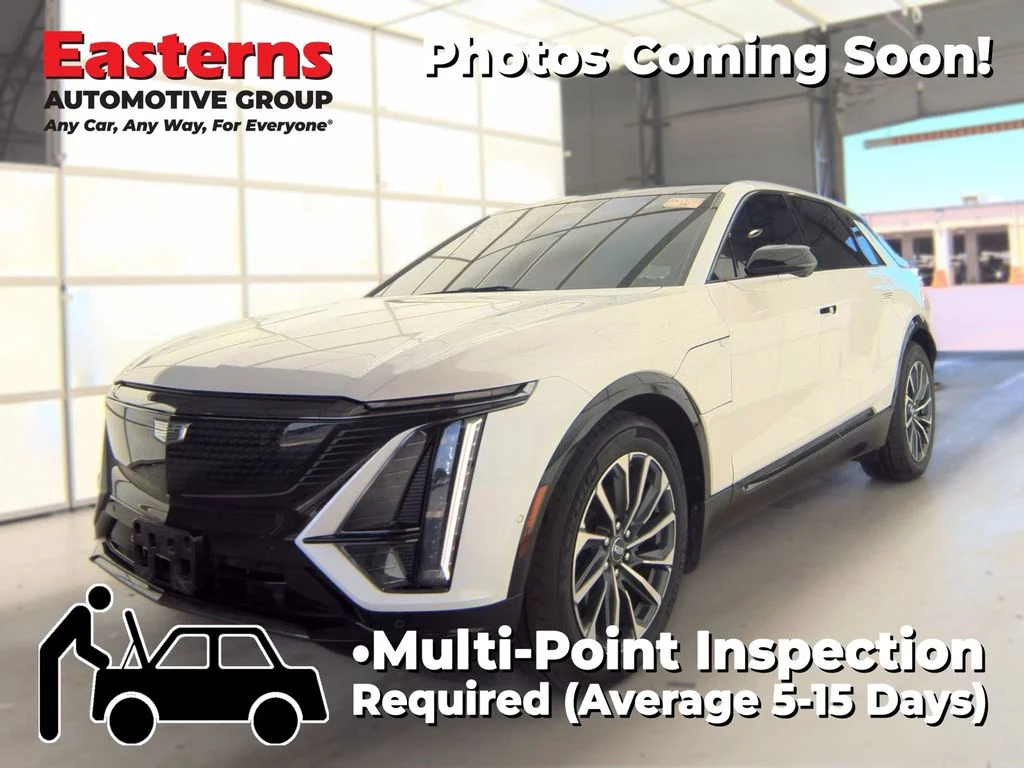 Used 2024 White Cadillac Sport image 1