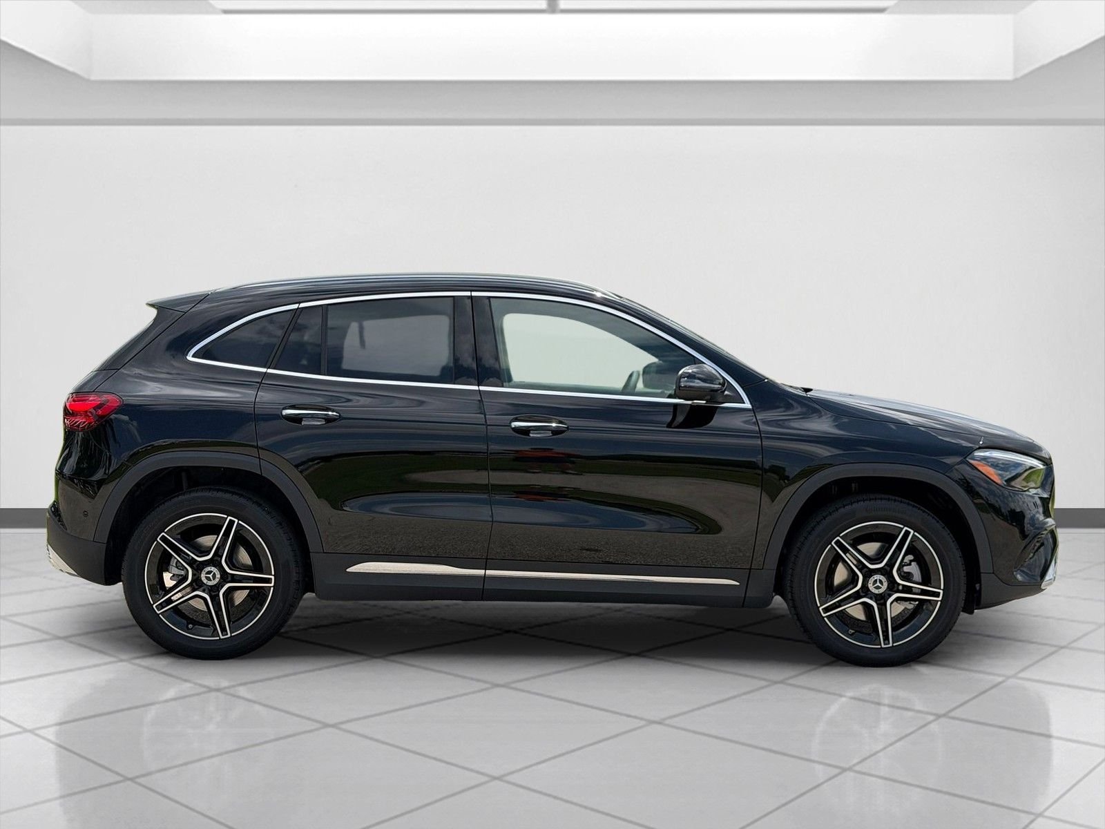 New 2026 Night Black Mercedes-Benz GLA 250 image 2